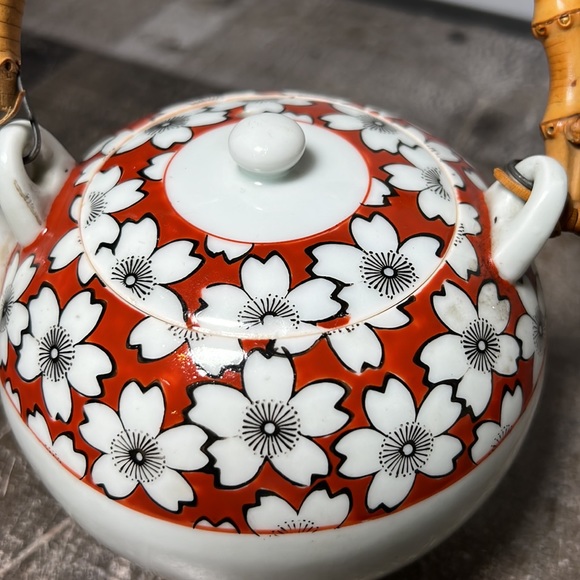 Vintage Asian Porcelain Tea Pot Name under Lid Rattan Handle - Picture 3 of 7